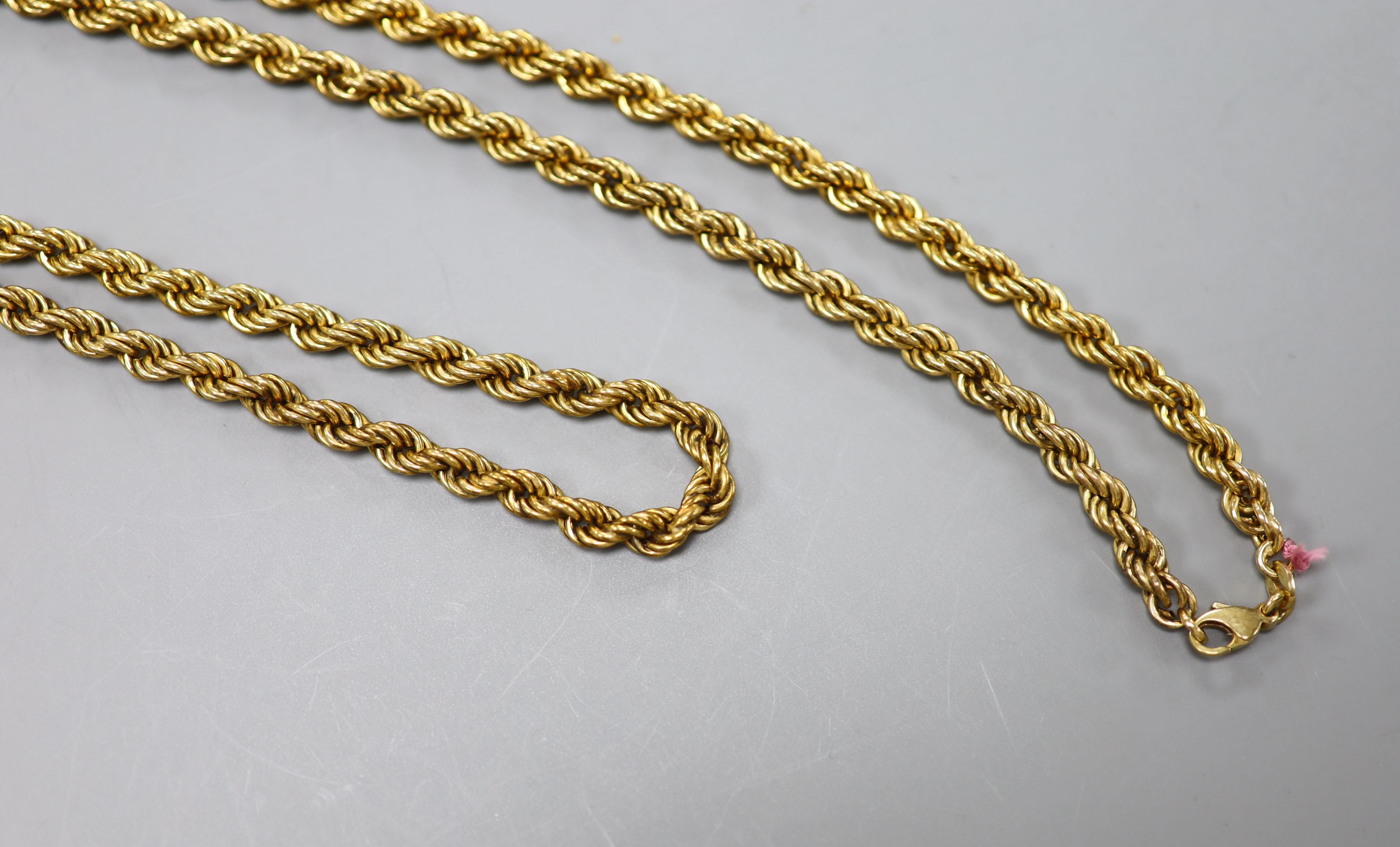 A modern 9ct gold ropetwist chain, 80cm
